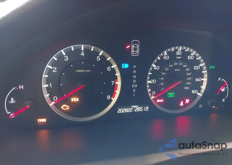 2010 Honda Accord 3.5 Ex-L z USA, uszkodzony, nr VIN 1HGCP3F87AA001635